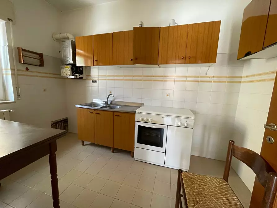 Immagine 9 di Appartamento in vendita  in via purcaro a Ariano Irpino