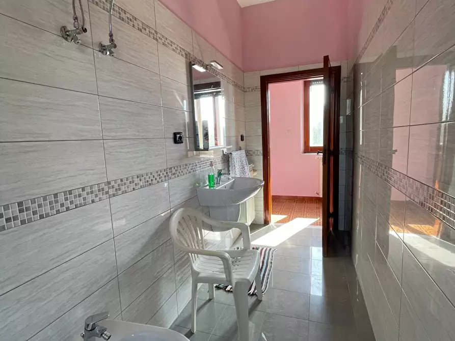 Immagine 25 di Casa indipendente in vendita  in contrada arnola a Ariano Irpino