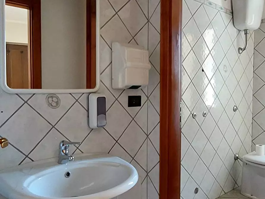 Immagine 8 di Appartamento in vendita  in via pietro paolo parzanese a Ariano Irpino