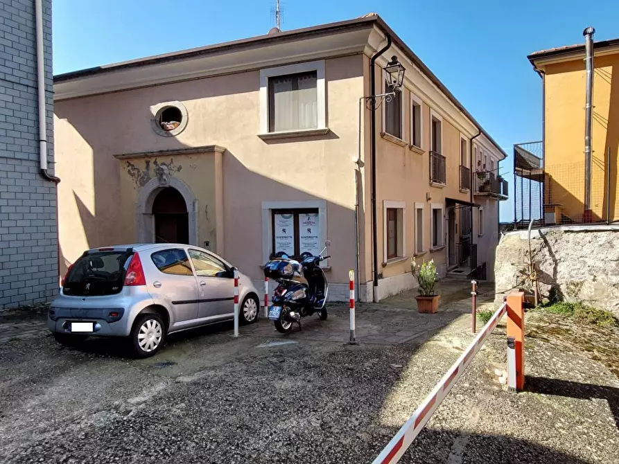 Immagine 3 di Appartamento in vendita  in via pietro paolo parzanese a Ariano Irpino