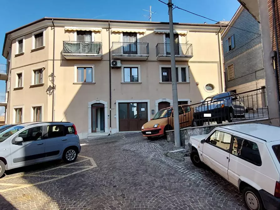 Immagine 2 di Appartamento in vendita  in via pietro paolo parzanese a Ariano Irpino