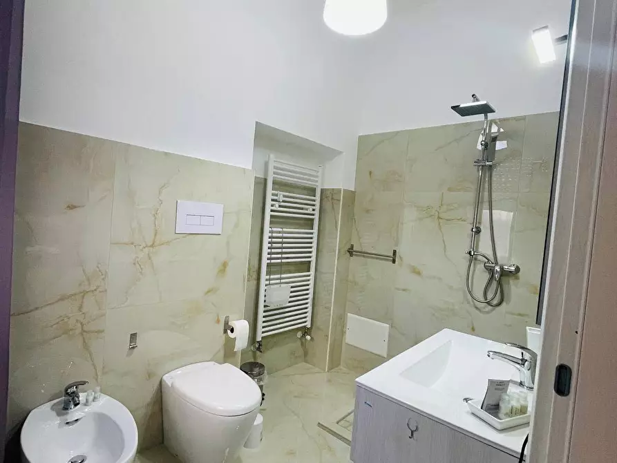 Immagine 22 di Albergo/B&B/Residence in vendita  in via piazzetta a Zungoli