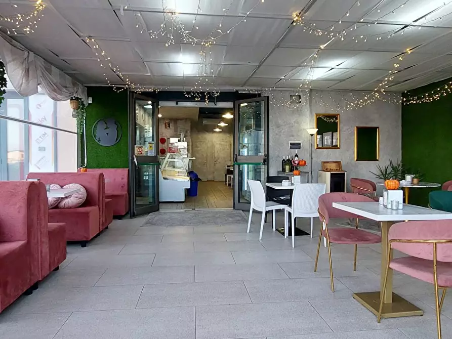 Immagine 4 di Bar / Ristorante in vendita  in contrada serra a Ariano Irpino