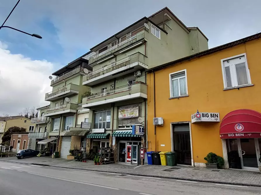 Immagine 2 di Locale commerciale in vendita  in via sant'antonio a Ariano Irpino