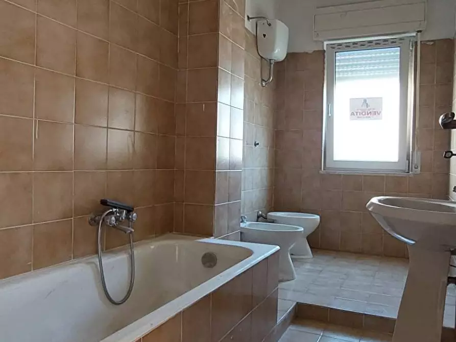 Immagine 18 di Appartamento in vendita  in via purcaro a Ariano Irpino