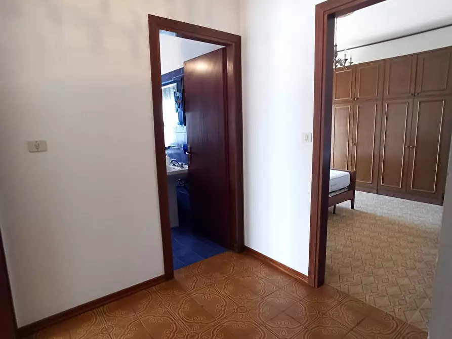 Immagine 10 di Appartamento in vendita  in Via Padre Carlo Orazi a Castorano