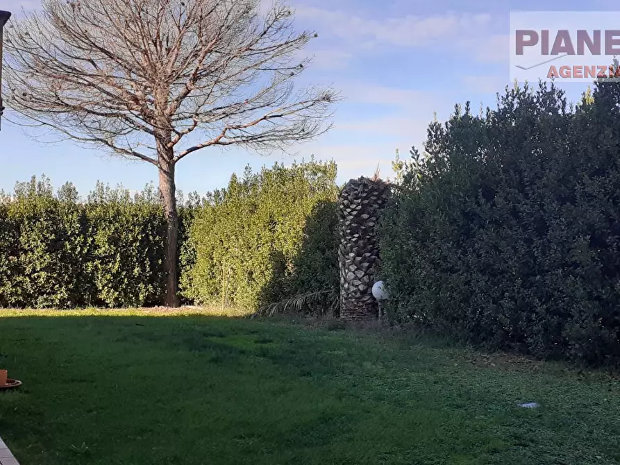 Immagine 8 di Casa indipendente in vendita  in Via San Silvestro a Castorano