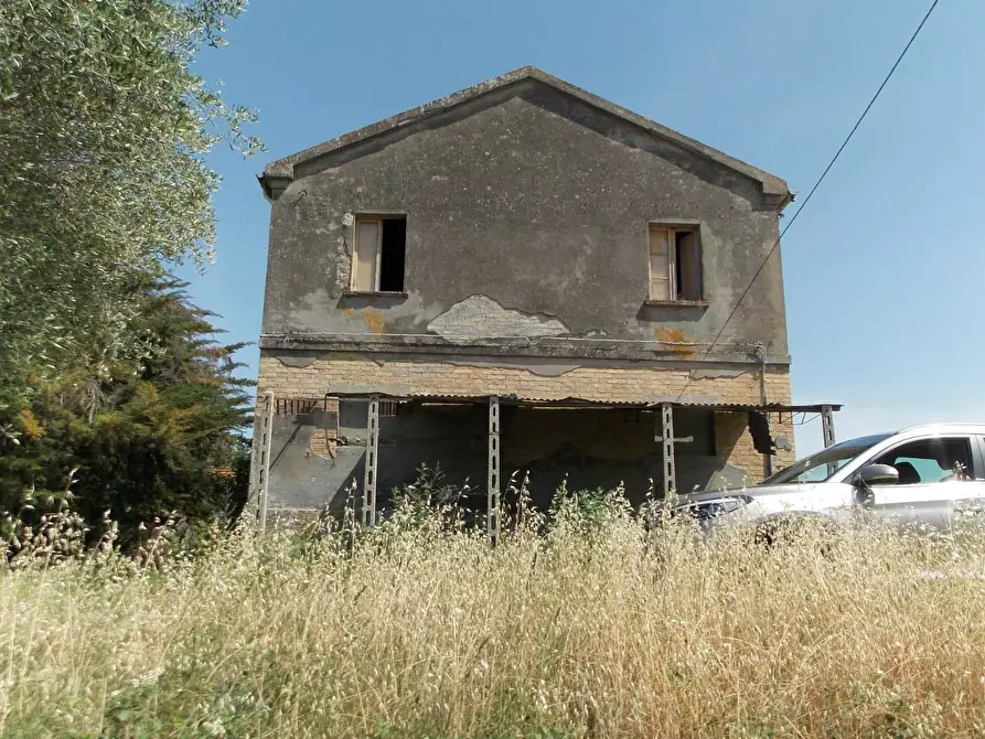 Immagine 3 di Rustico / casale in vendita  in Strada Provinciale 46 a Acquaviva Picena