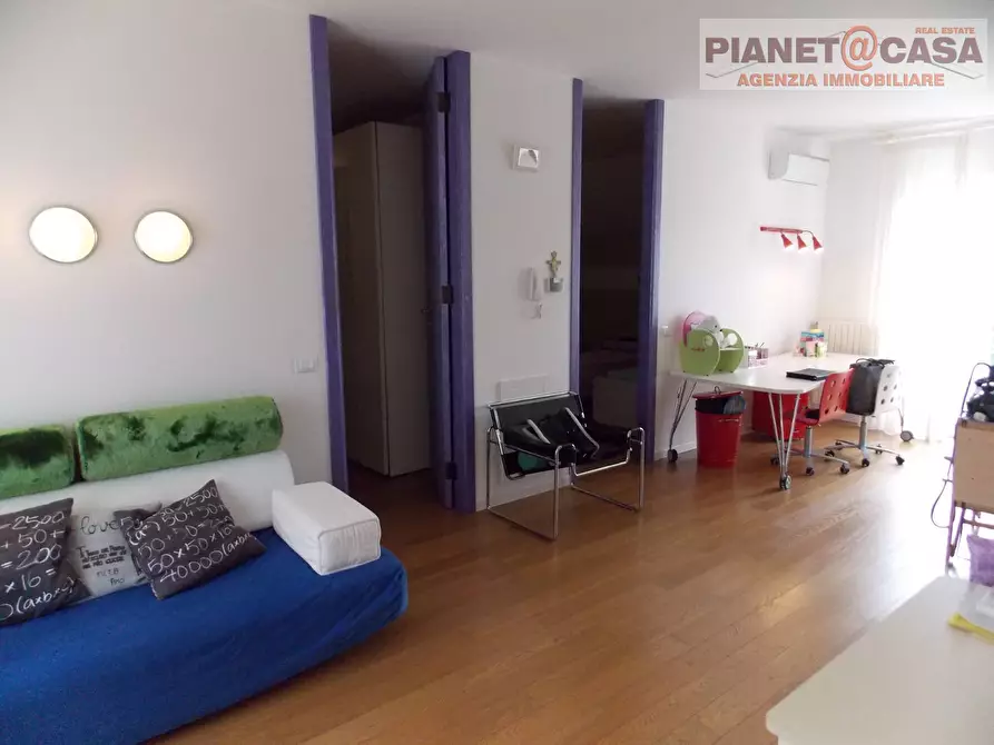 Immagine 17 di Villa in vendita  in Via Salaria a Spinetoli