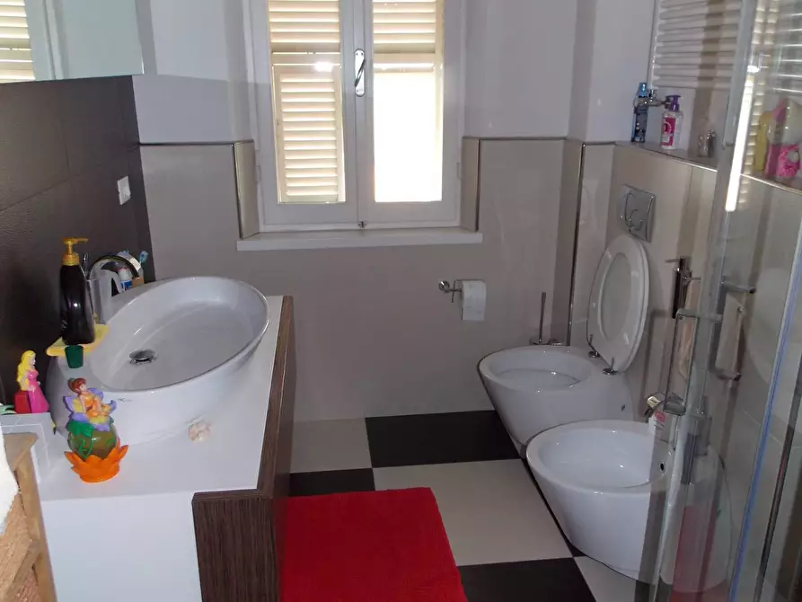 Immagine 23 di Villa in vendita  in Via Salaria a Spinetoli