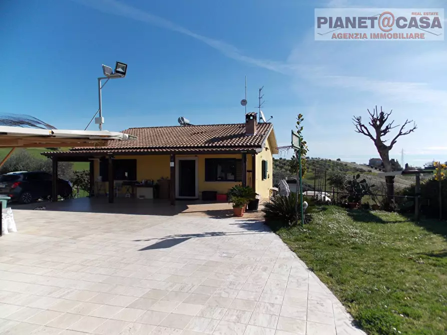 Immagine 5 di Rustico / casale in vendita  in Contrada Sant'Egidio a Monsampolo Del Tronto