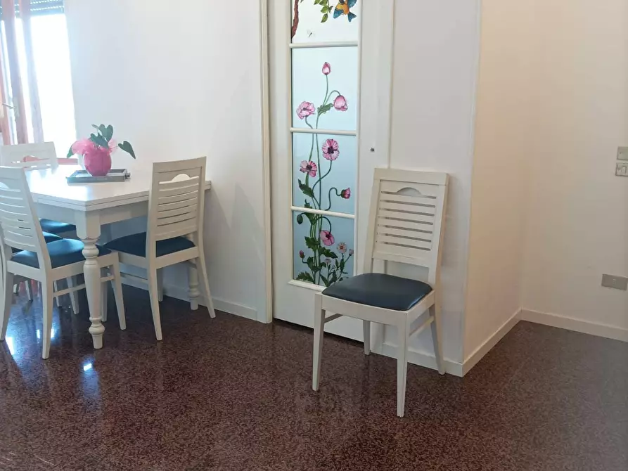 Immagine 6 di Appartamento in vendita  in Via Francesco Orazi a Castorano