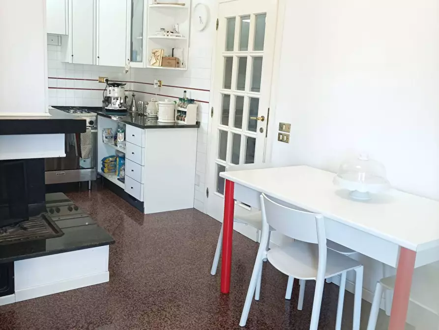 Immagine 7 di Appartamento in vendita  in Via Francesco Orazi a Castorano