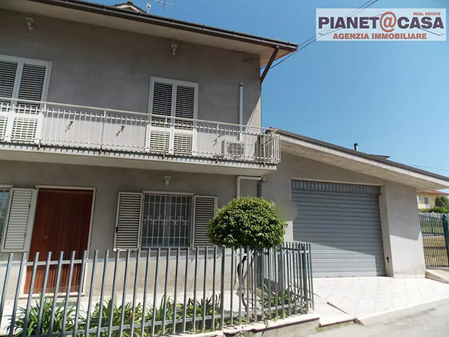 Immagine 3 di Casa indipendente in vendita  in Villa San Giuseppe a Colli Del Tronto