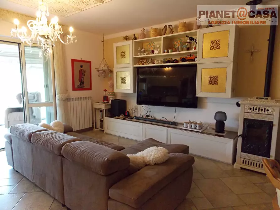 Immagine 14 di Appartamento in vendita  in San S. Silvestro a Castorano