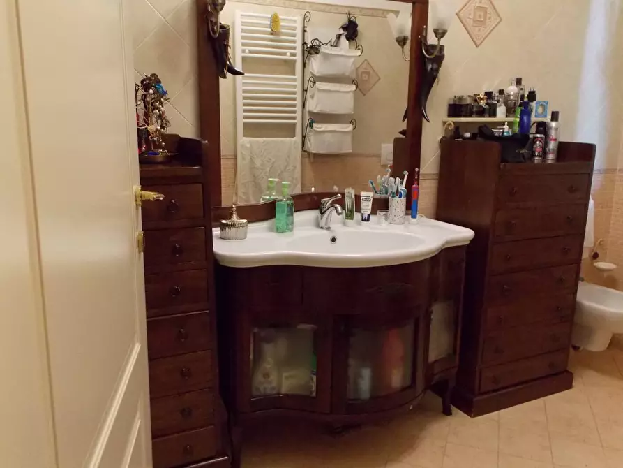 Immagine 20 di Appartamento in vendita  in San S. Silvestro a Castorano