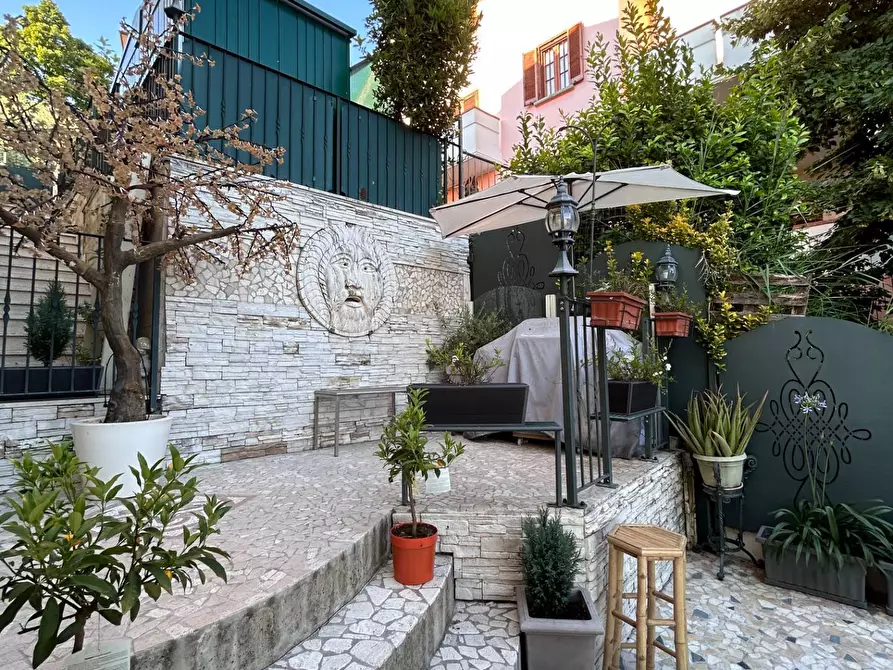 Immagine 2 di Appartamento in vendita  in San S. Silvestro a Castorano