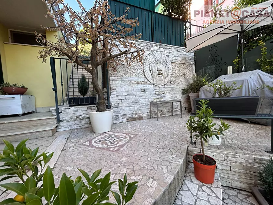 Immagine 3 di Appartamento in vendita  in San S. Silvestro a Castorano