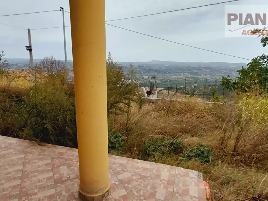 Immagine 19 di Appartamento in vendita  in Contrada dell' Olmo a Controguerra