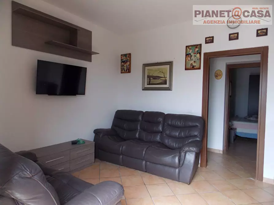 Immagine 2 di Appartamento in vendita  in Contrada dell' Olmo a Controguerra