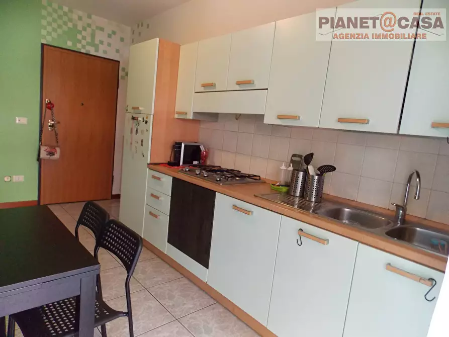 Immagine 9 di Appartamento in vendita  in Vicolo Gramsci a Monsampolo Del Tronto