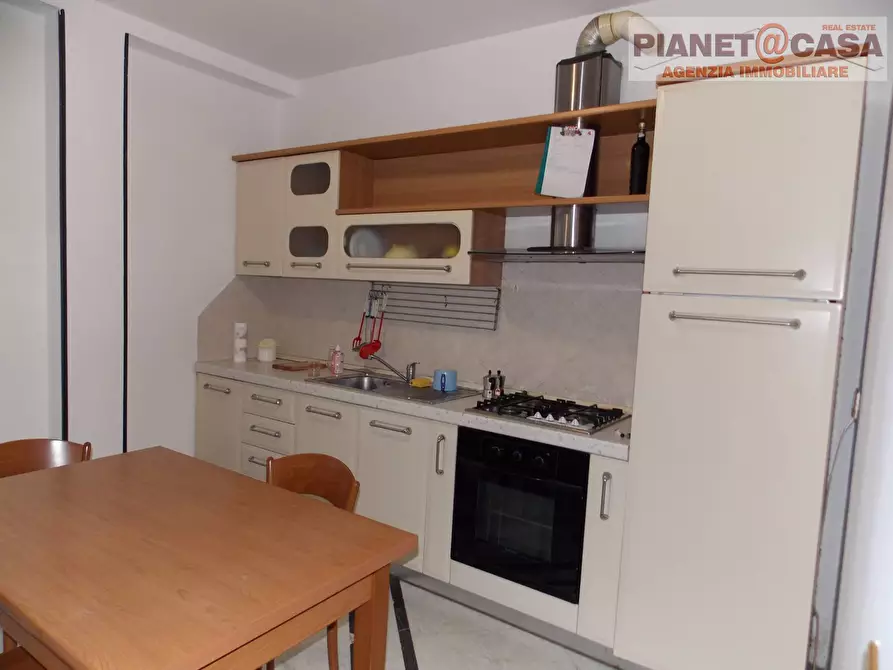 Immagine 6 di Appartamento in vendita  in Via Salaria a Castel Di Lama