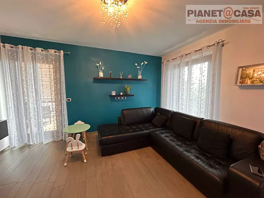 Immagine 6 di Appartamento in vendita  in via Salaria a Colli Del Tronto