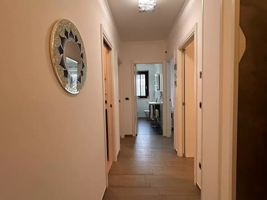 Immagine 14 di Appartamento in vendita  in via Salaria a Colli Del Tronto