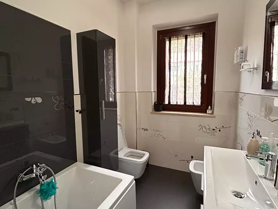 Immagine 20 di Appartamento in vendita  in via Salaria a Colli Del Tronto