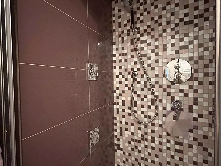 Immagine 28 di Appartamento in vendita  in via Salaria a Colli Del Tronto