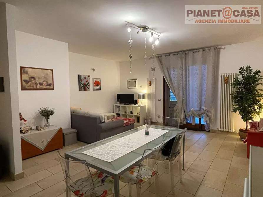 Immagine 1 di Appartamento in vendita  in Via G. Ungaretti a Corropoli