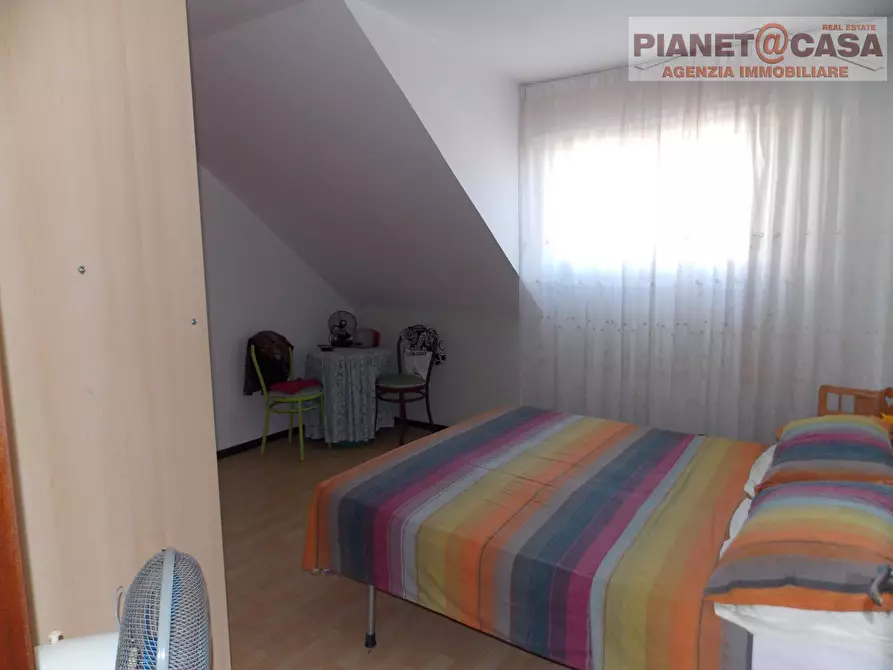 Immagine 13 di Appartamento in vendita  in Via Ugo Foscolo a Martinsicuro