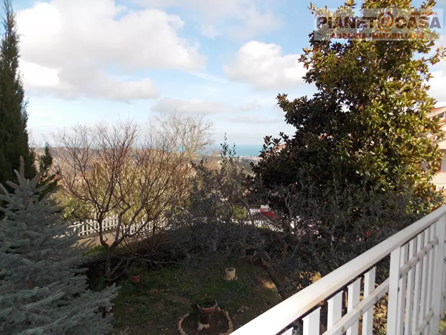 Immagine 11 di Casa indipendente in vendita  in Strada Provinciale 175 a Acquaviva Picena