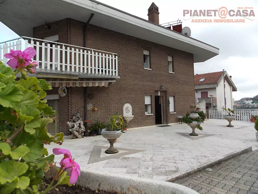 Immagine 3 di Casa indipendente in vendita  in Strada Provinciale 175 a Acquaviva Picena