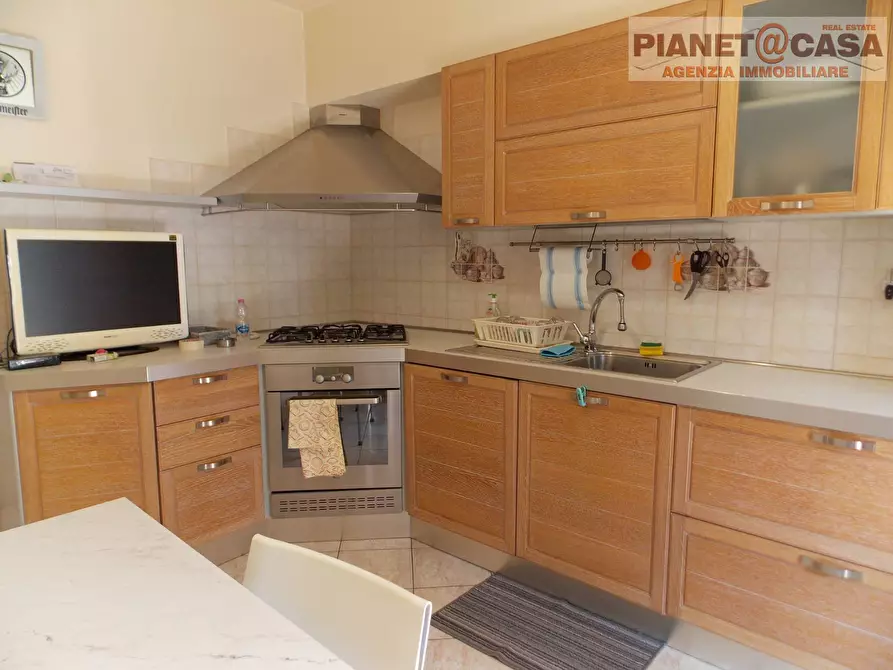 Immagine 12 di Appartamento in vendita  in Via Ugo Foscolo a Monsampolo Del Tronto