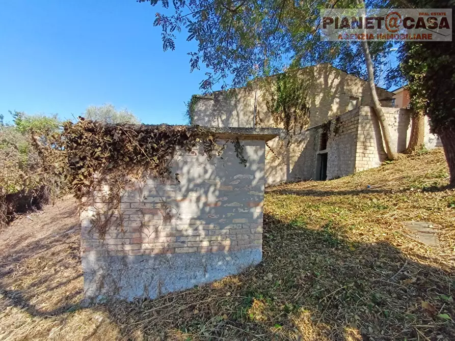 Immagine 8 di Rustico / casale in vendita  in Strada Provinciale Appignano a Appignano Del Tronto