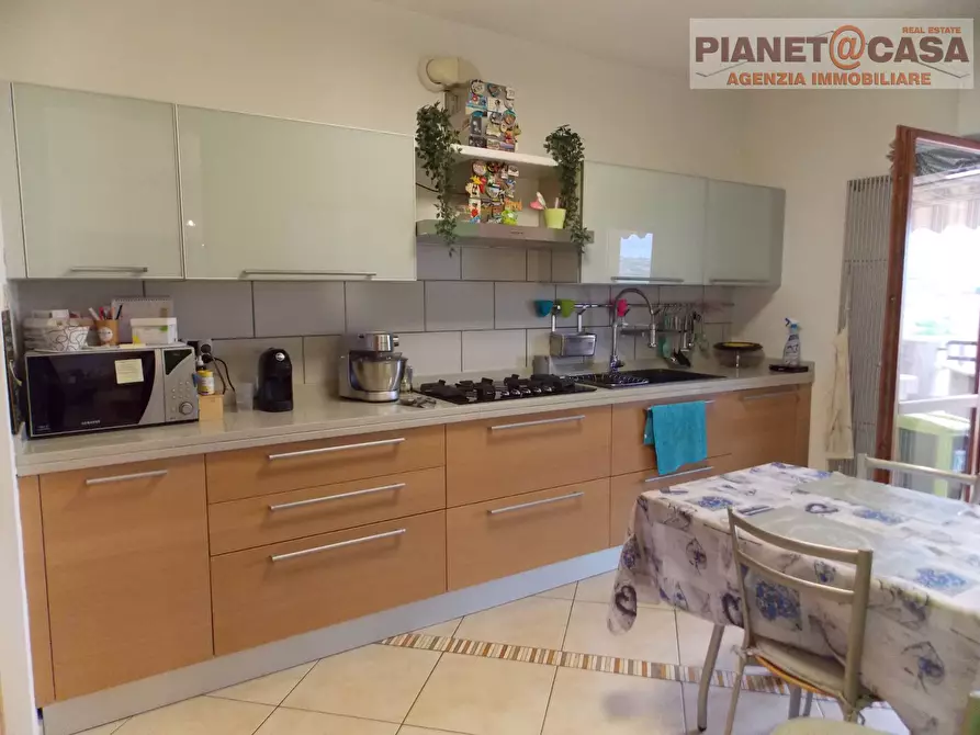 Immagine 5 di Appartamento in vendita  in Via Roma a Castel Di Lama