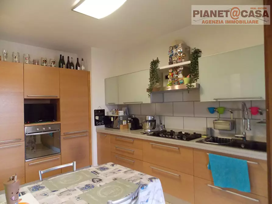 Immagine 7 di Appartamento in vendita  in Via Roma a Castel Di Lama