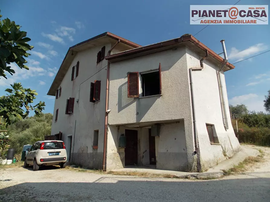 Immagine 12 di Casa indipendente in vendita  in Via Colli Cervinara a Folignano