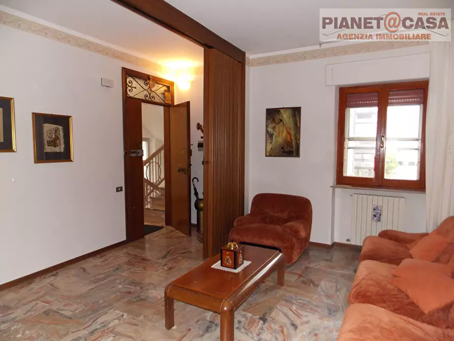 Immagine 6 di Appartamento in vendita  in Via Giacomo Matteotti a Offida