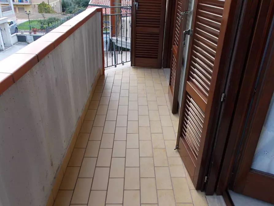 Immagine 20 di Villa in vendita  in Via Verona a Folignano