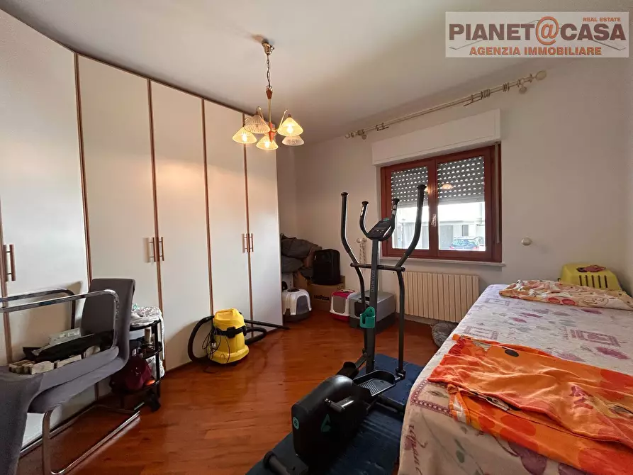 Immagine 21 di Appartamento in vendita  in via Gran Sasso a Ancarano