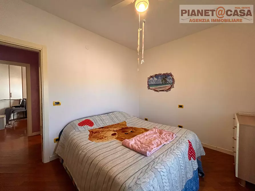 Immagine 28 di Appartamento in vendita  in via Gran Sasso a Ancarano