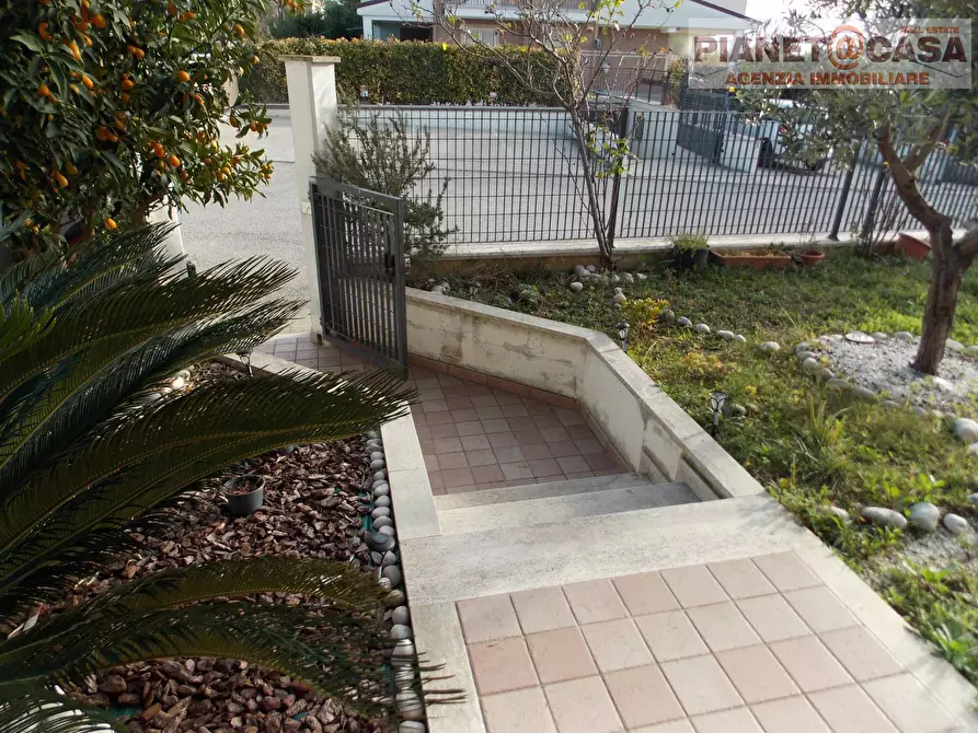 Immagine 29 di Appartamento in vendita  in Via Salaria- Centobuchi- San Benedetto del Tronto a San Benedetto Del Tronto