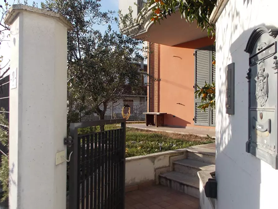 Immagine 1 di Appartamento in vendita  in Via Salaria- Centobuchi- San Benedetto del Tronto a San Benedetto Del Tronto