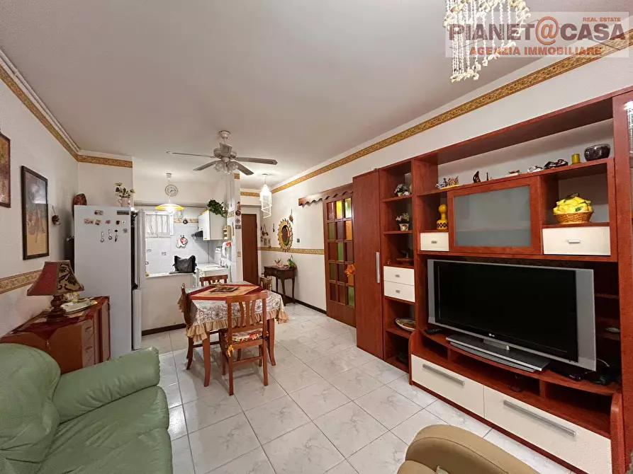 Immagine 4 di Appartamento in vendita  in via ischia a Martinsicuro