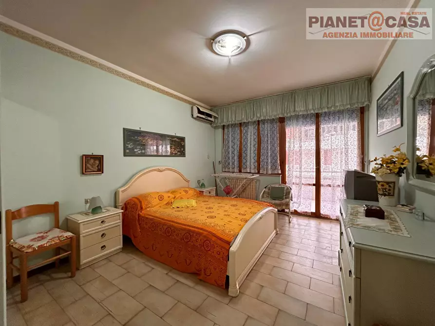 Immagine 8 di Appartamento in vendita  in via ischia a Martinsicuro