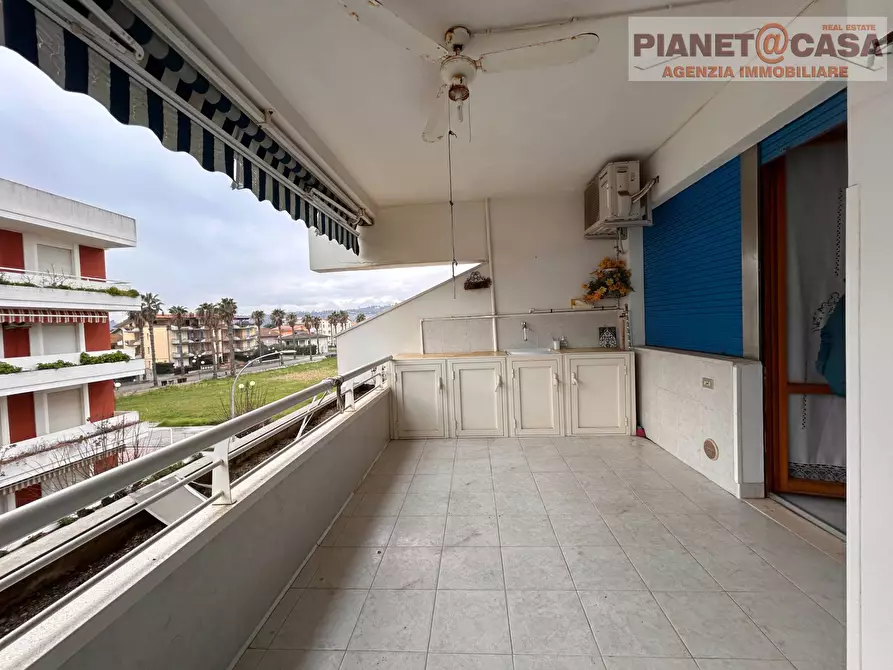 Immagine 20 di Appartamento in vendita  in via ischia a Martinsicuro