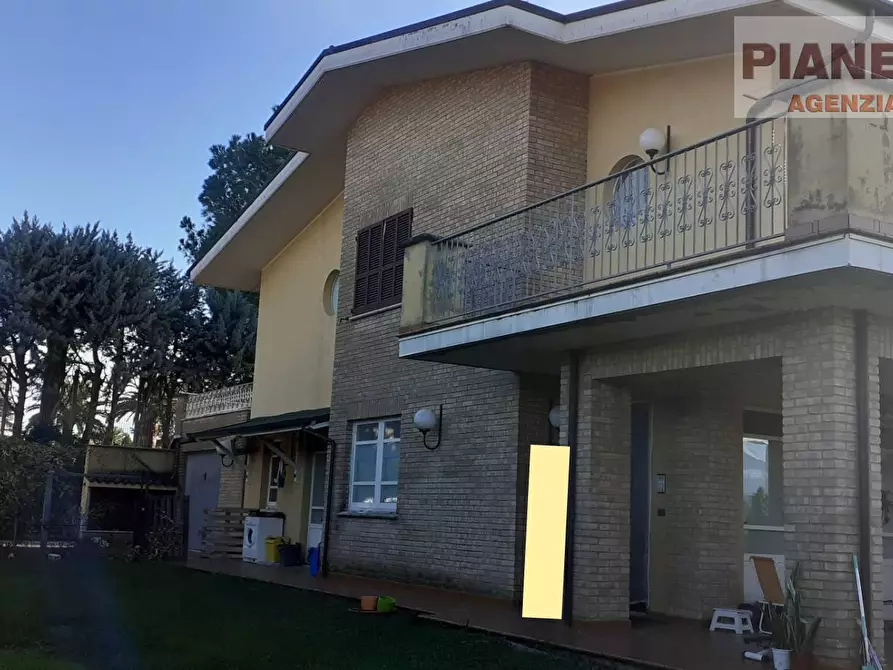 Immagine 2 di Casa indipendente in vendita  in Via San Silvestro a Castorano