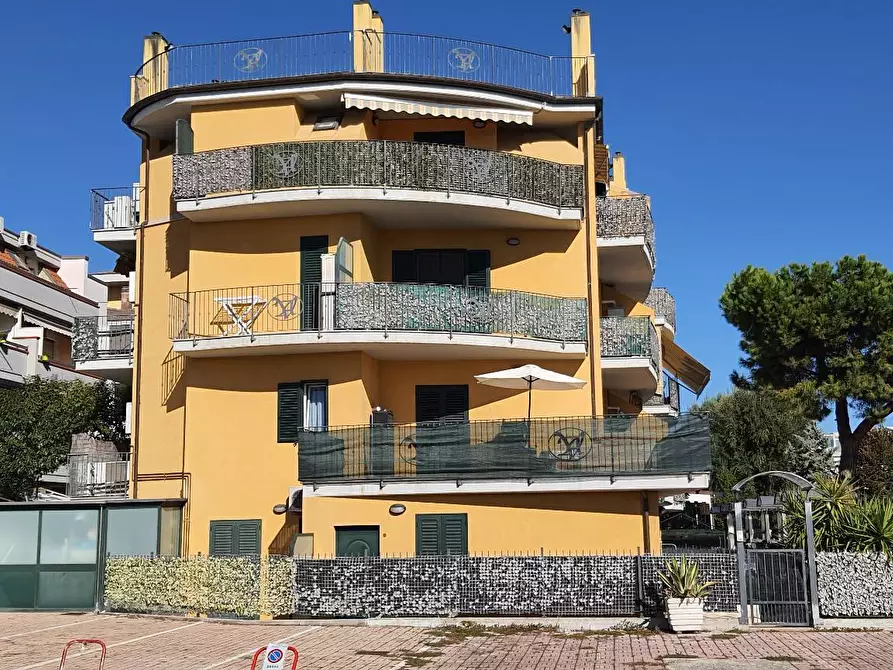 Immagine 16 di Appartamento in affitto  in Via Serao a San Benedetto Del Tronto